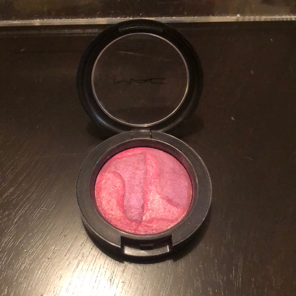 MAC Two Virtues Blush